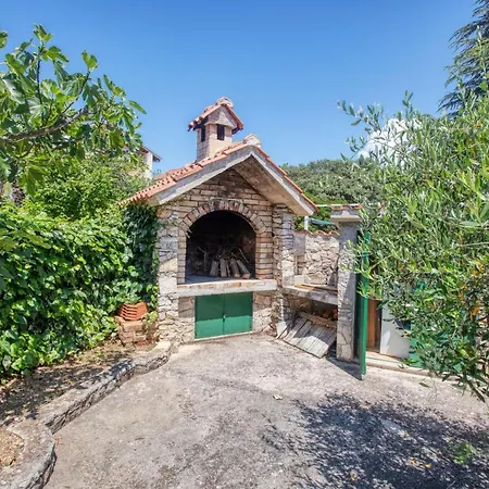 펜션 House With A Parking Space Jadrija, - 20641 시베니크