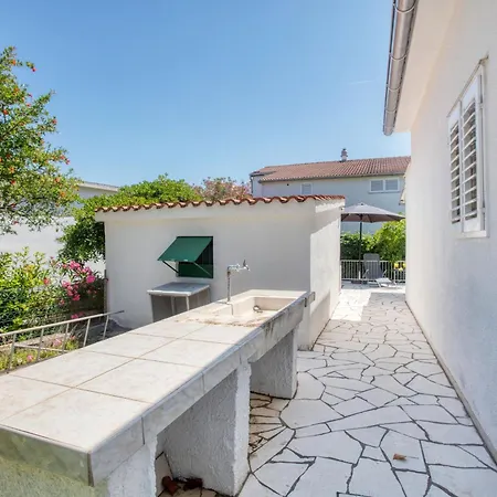 House With A Parking Space Jadrija, - 20641 Vakantiehuis *