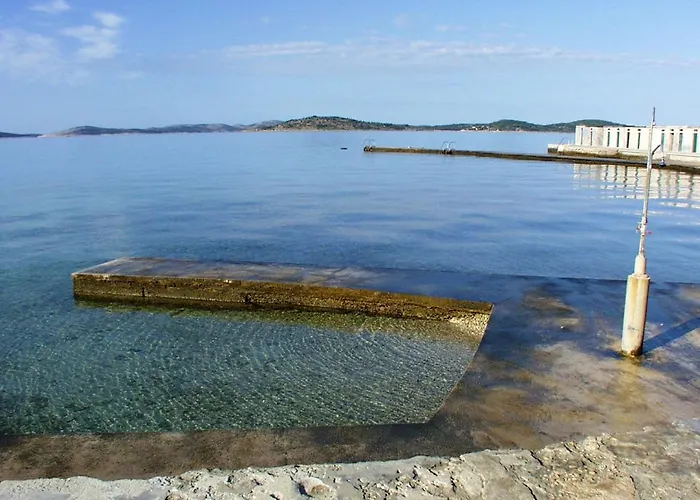 Casa de Férias House With A Parking Space Jadrija, - 20641 *