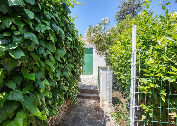 House With A Parking Space Jadrija, - 20641 Vakantiehuis *